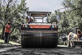 Best Driveway Maintenance Services in Lake Brownwood, TX